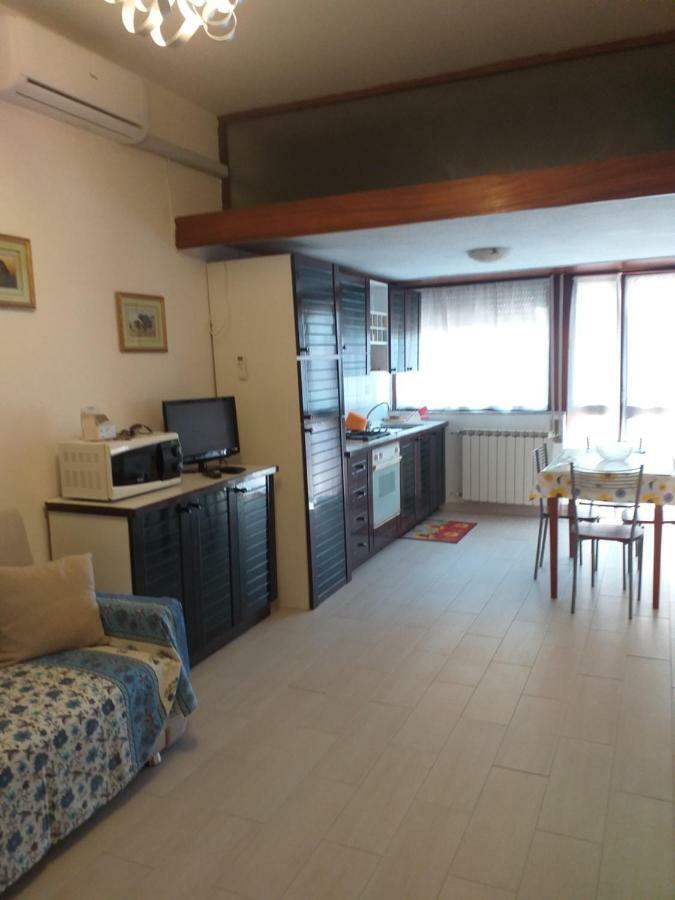 Appartamento Marina Марина ди Карара Екстериор снимка