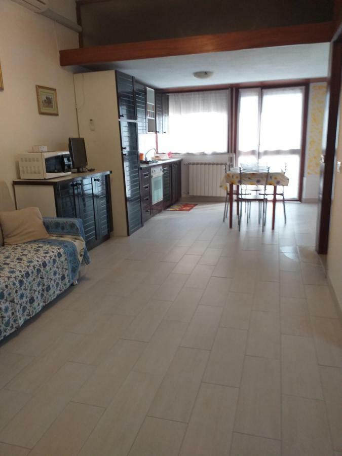 Appartamento Marina Марина ди Карара Екстериор снимка