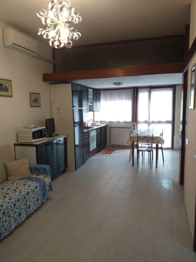 Appartamento Marina Марина ди Карара Екстериор снимка